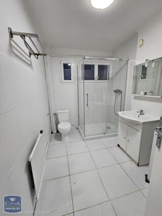  Appartement � louer 4 pi�ces 77 m�