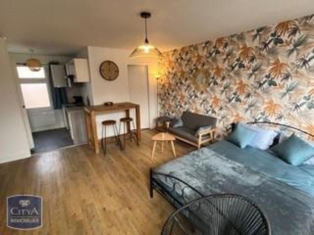 À LOUER : Appartement rénové T1 situé à Angoulême. Ce bi....
