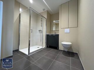  Appartement à louer 1 pièce 32 m²