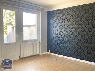  Appartement à louer 4 pièces 116 m²
