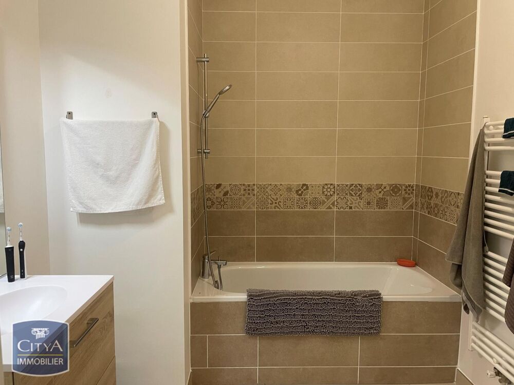 location Appartement - 3 pièce(s) - 63 m² Chartres (28000)