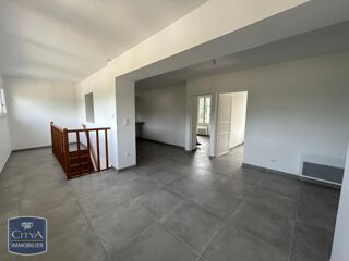  Appartement à louer 3 pièces 60 m²