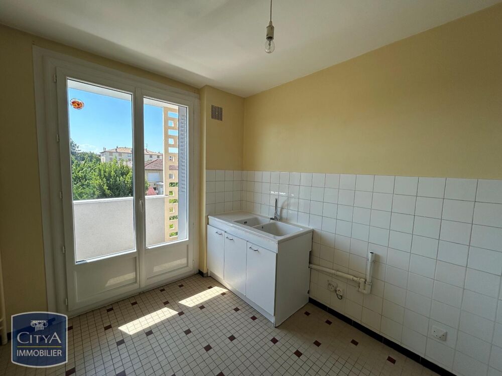 location Appartement - 3 pièce(s) - 63 m² Villefranche-sur-Saône (69400)