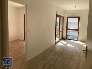  Appartement à louer 3 pièces 66 m²