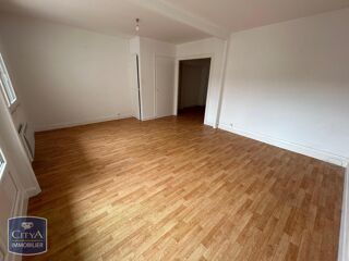  Appartement à louer 2 pièces 66 m²