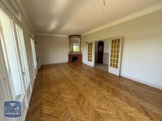  Maison à louer 5 pièces 150 m²