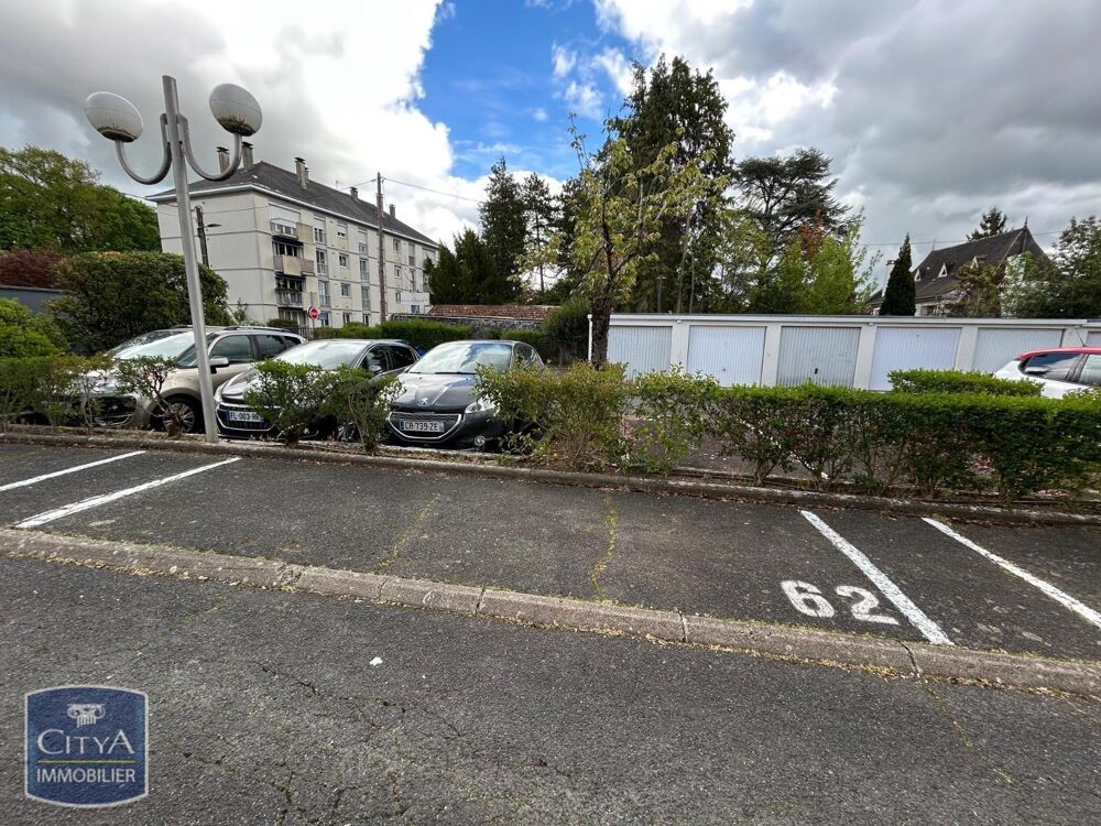 location Parking / Garage Tours (37100)