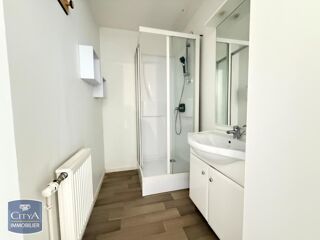  Appartement à louer 2 pièces 50 m²