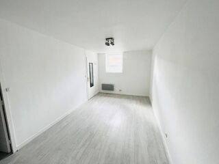  Appartement à louer 2 pièces 40 m²