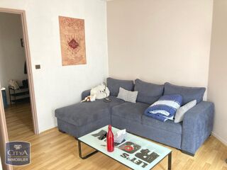  Appartement à louer 4 pièces 87 m²