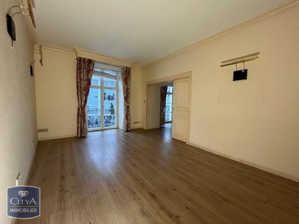 À LOUER : Découvrez cet appartement spacieux et lumineux....