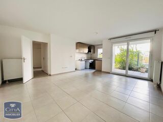  Appartement à louer 3 pièces 64 m²