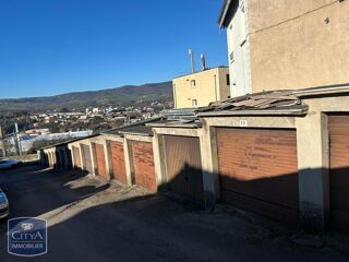  Parking / Garage � louer 