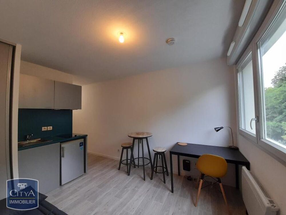 CITYA BOURGUIGNON PALLUAT propose à la location à CALUIR....