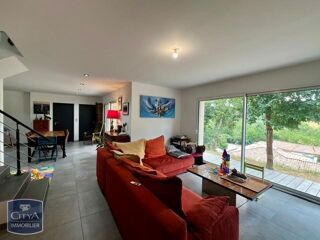  Maison à louer 5 pièces 144 m²