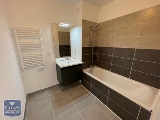  Appartement à louer 2 pièces 44 m²