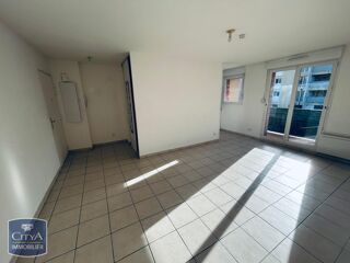  Appartement à louer 2 pièces 47 m²