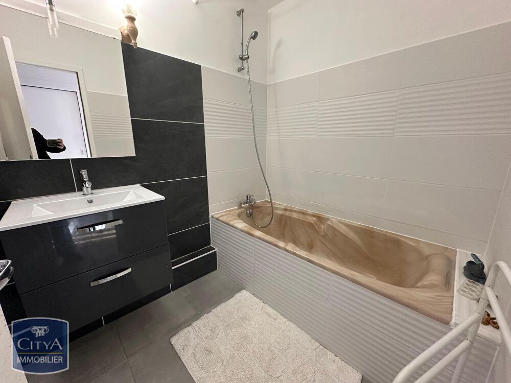location Appartement - 4 pièce(s) - 72 m² Angers (49100)
