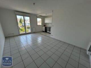  Appartement à louer 2 pièces 45 m²