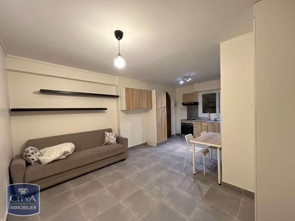 EXCLUSIVITÉ - GRAND STUDIO MEUBLE TOUTES CHARGES COMPRIS....