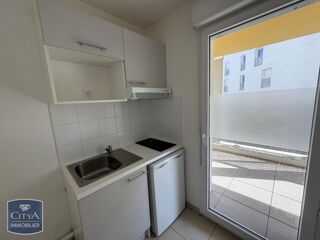 location Appartement - 1 pièce(s) - 27 m² Saint-Priest (69800)
