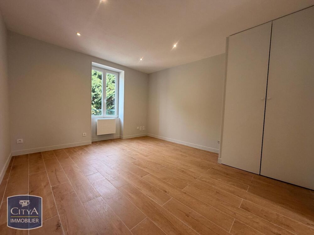 location Appartement - 1 pièce(s) - 25 m² Fontaines-sur-Saône (69270)