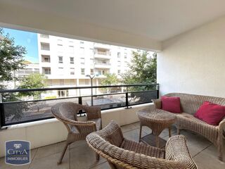  Appartement à louer 2 pièces 54 m²