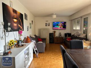  Appartement à louer 5 pièces 88 m²