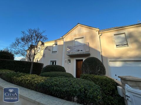   Location Maison Maison - 6 pi�ce(s) - 139 m�