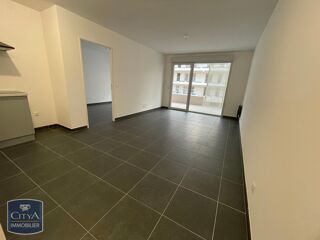  Appartement à louer 2 pièces 43 m²