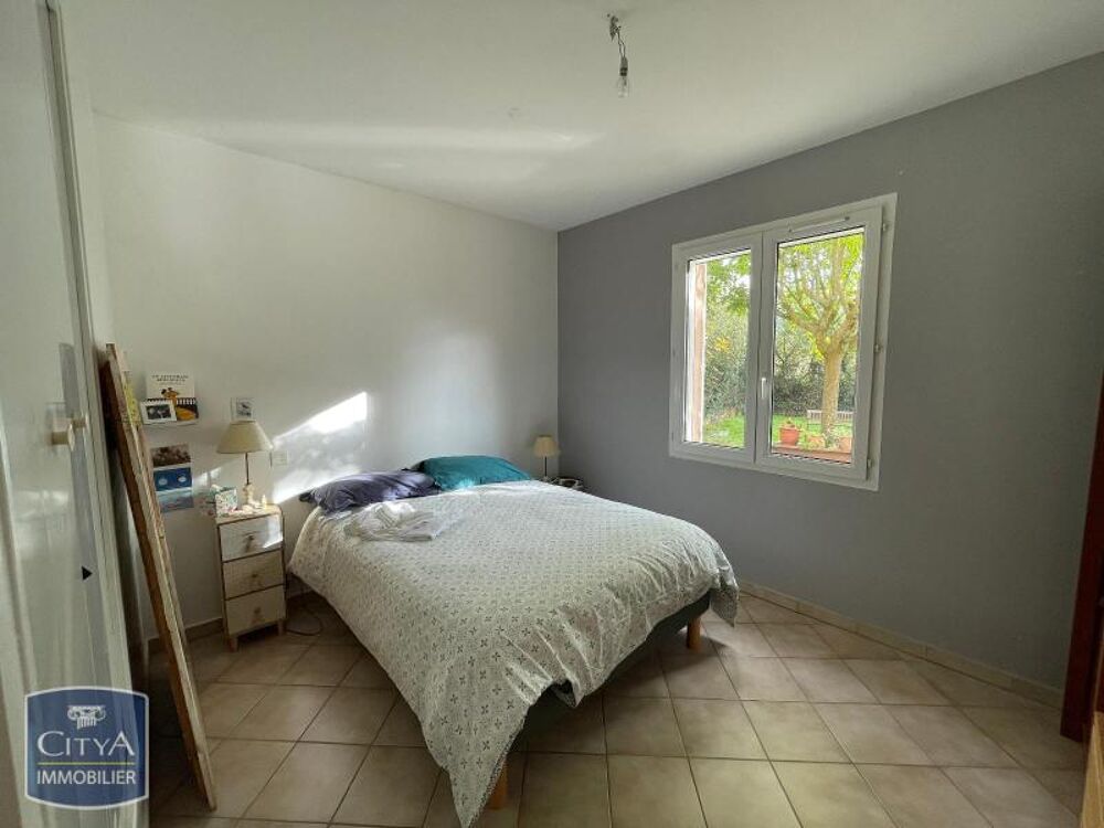 location Villa - 5 pièce(s) - 111 m² Pernes-les-Fontaines (84210)