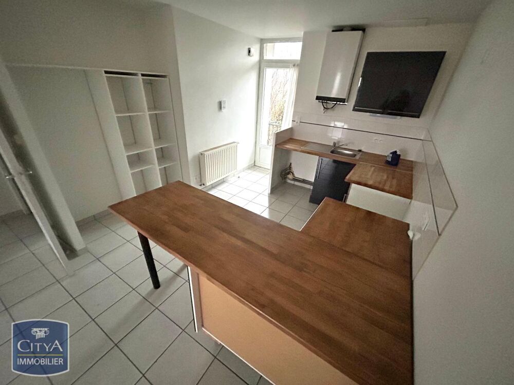 location Appartement - 3 pièce(s) - 55 m² Saint-Paul-en-Jarez (42740)