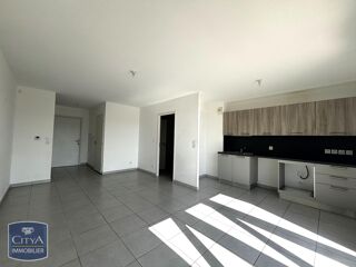  Appartement à louer 3 pièces 60 m²