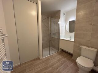  Appartement à louer 2 pièces 46 m²