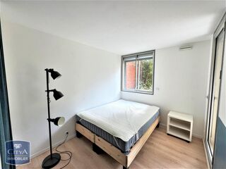  Appartement à louer 3 pièces 64 m²