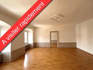  Appartement à louer 3 pièces 92 m²