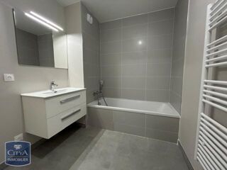  Appartement à louer 2 pièces 43 m²