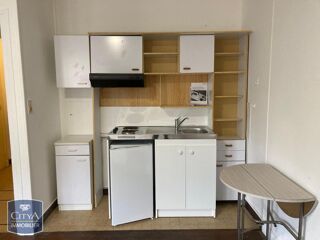  Appartement à louer 1 pièce 28 m²