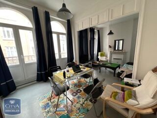 Appartement à louer 2 pièces 61 m²