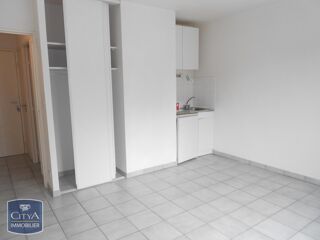  Appartement à louer 1 pièce 23 m²