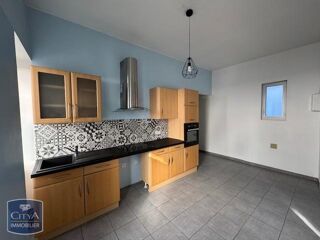  Appartement à louer 3 pièces 77 m²