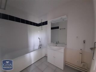  Appartement à louer 2 pièces 45 m²