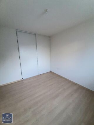  Appartement à louer 3 pièces 60 m²