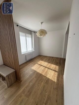  Maison à louer 4 pièces 84 m²
