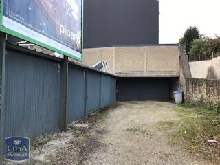  Parking / Garage � louer 