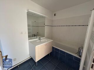  Appartement à louer 3 pièces 63 m²