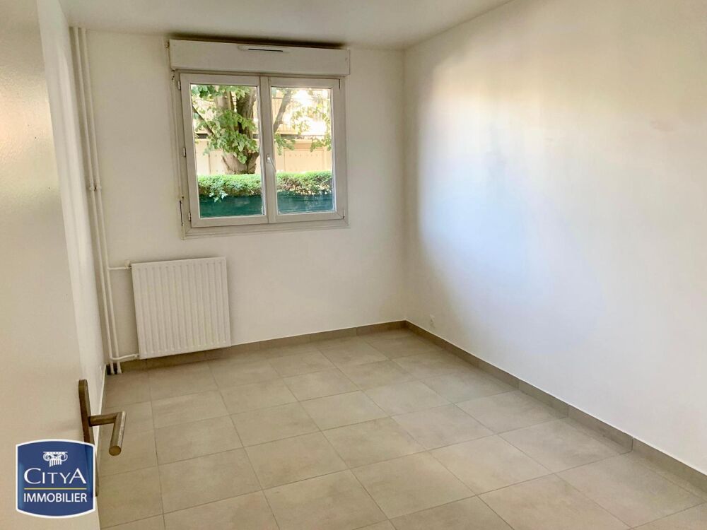 location Appartement - 4 pièce(s) - 79 m² Bondy (93140)