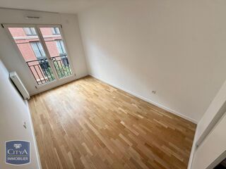  Appartement � louer 4 pi�ces 83 m� Puteaux