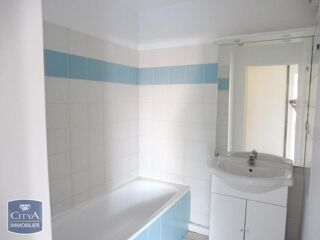  Appartement à louer 3 pièces 53 m²