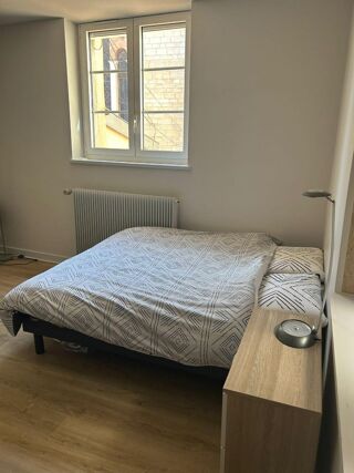  Appartement à louer 1 pièce 25 m²